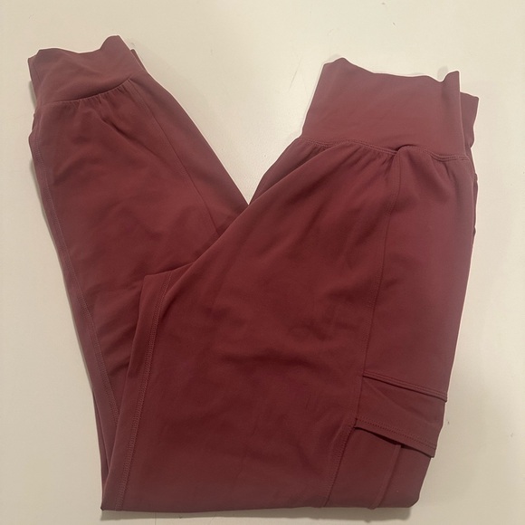 Athleta Salutation Cargo Jogger - Picture 6 of 6